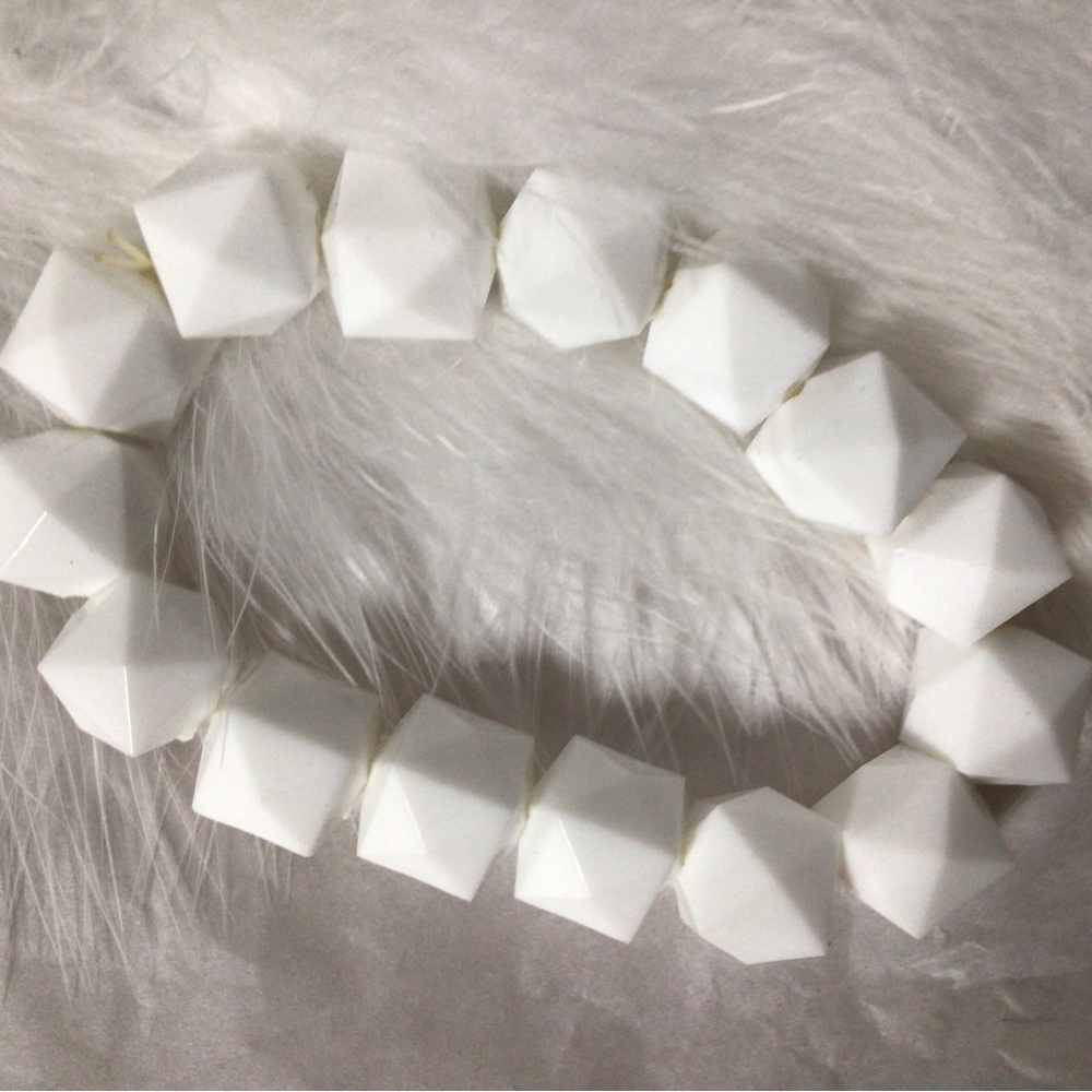 Geometric White Beaded Bracelet